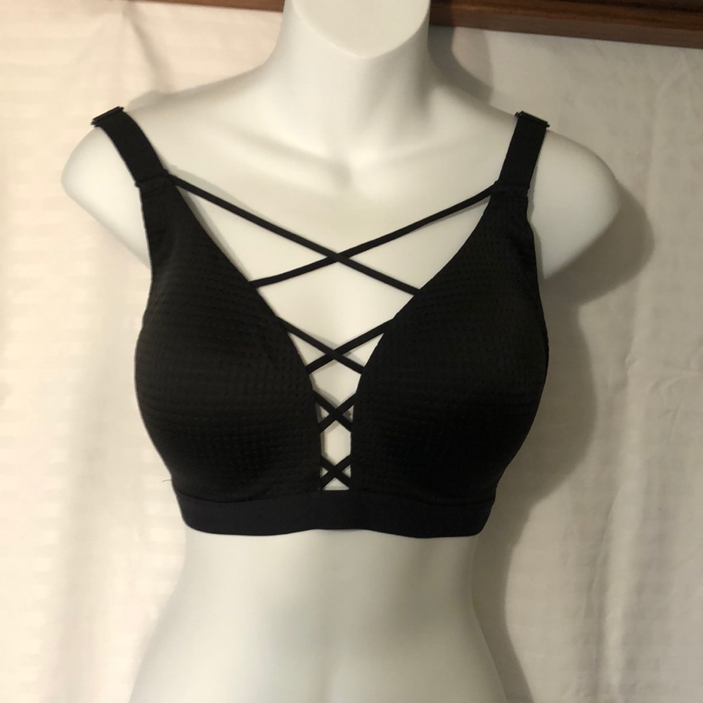 Victoria Sport Mesh Bra